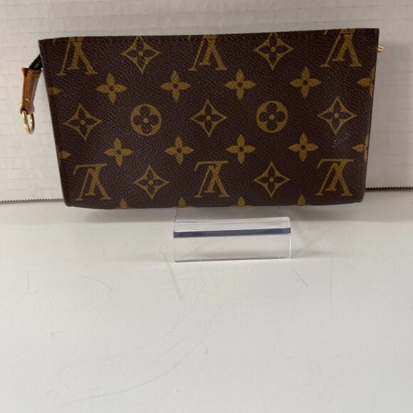 Louis Vuitton Monogram Pouch Leather Brown Zip Logo (174657) - Picture 2 of 6